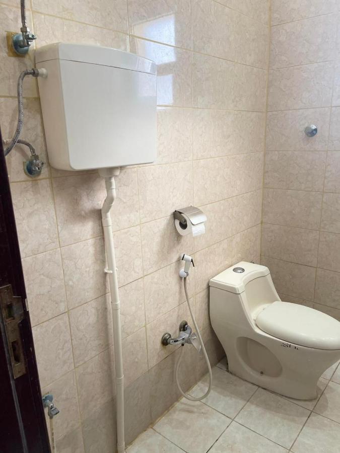 Spacious Apartments At Basla St 3 Mins From King Fahd Stadium Riyadh Luaran gambar
