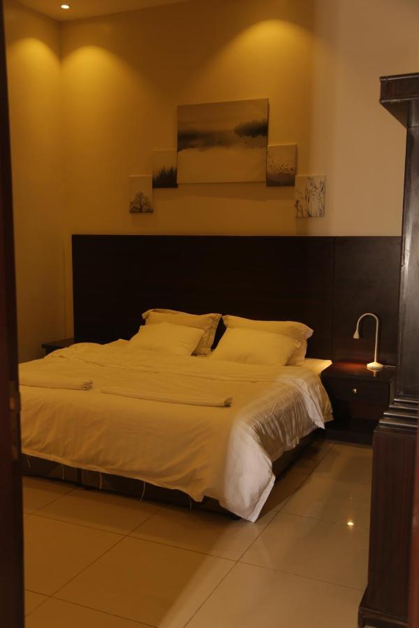 Spacious Apartments At Basla St 3 Mins From King Fahd Stadium Riyadh Luaran gambar